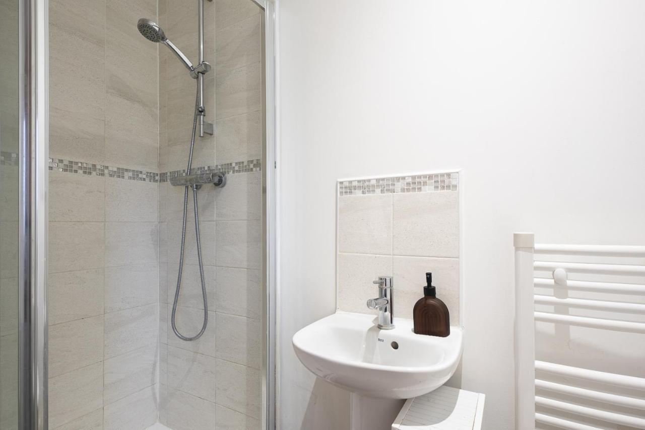 Inaras Place Aylesbury  Kültér fotó